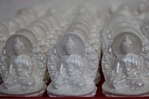 Confectionn&eacute;es pour l'initiation du Bouddha de M&eacute;decine par Thamthog Rinpoch&eacute;