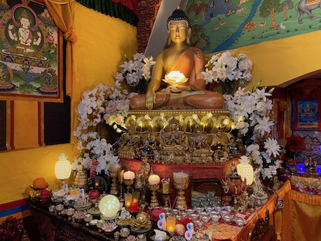 au monastère Chökhor Ling